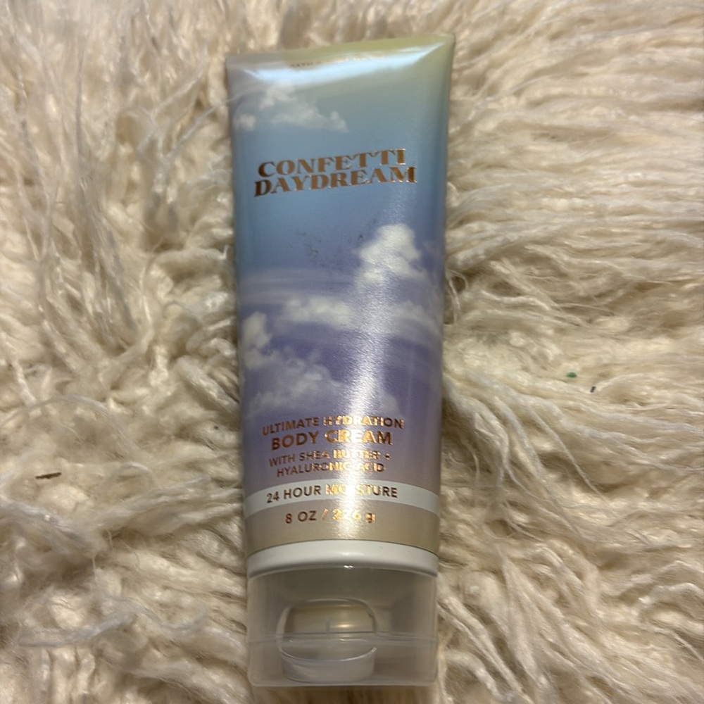NWT! Bath and Body Works set! - Picture 5 of 8